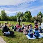 Czytanie na polanie - piknik z książką0005.jpg